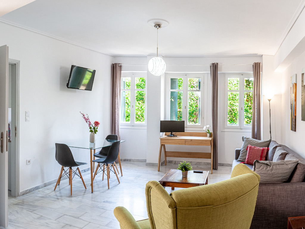 Living room view - Modern and comfortable space with natural light