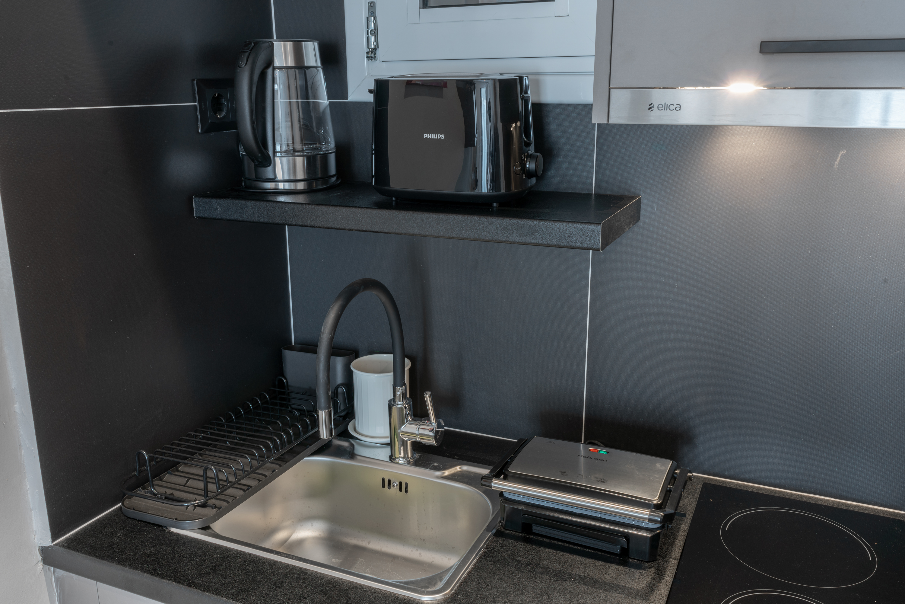 Kitchen appliances including toaster, sandwich maker and kettle