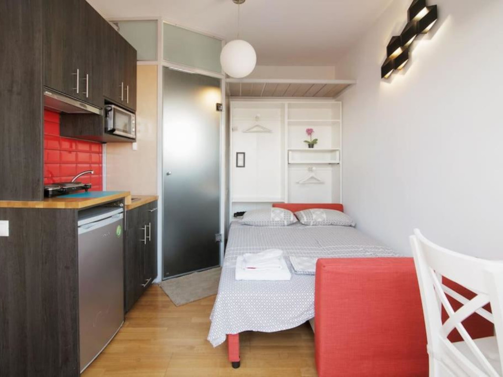 Modern kitchenette with Nespresso machine and cooking facilities